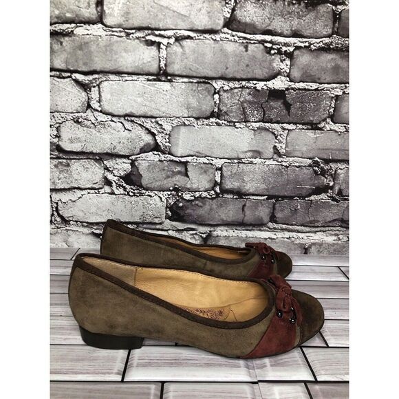 Sofft Brown Suede Leather Red Bow Low Heel Dress Pump Shoes Women Sz 7M US/38EU - Picture 1 of 10